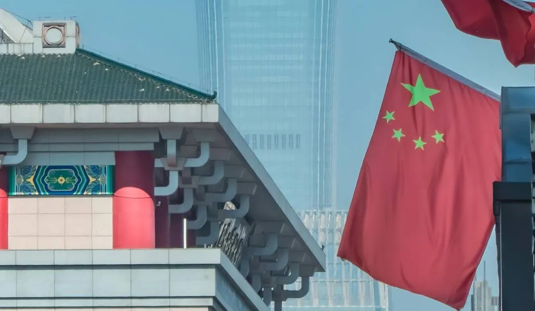China 8E2F51518C Anhvak