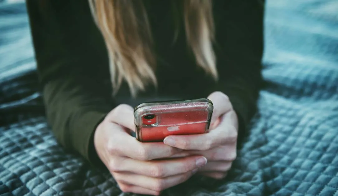 Iphone Dating B938B98845
