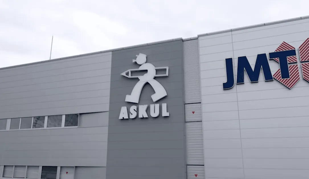 Askul Tokyo Distribution Center F8Ad226933 R5T36O