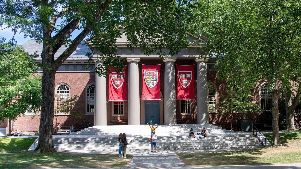 Harvard1800 Sonja Blom Alamy Akofiw