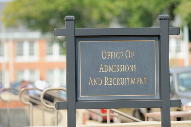 College Admissions Scandal 7Pb0Oy