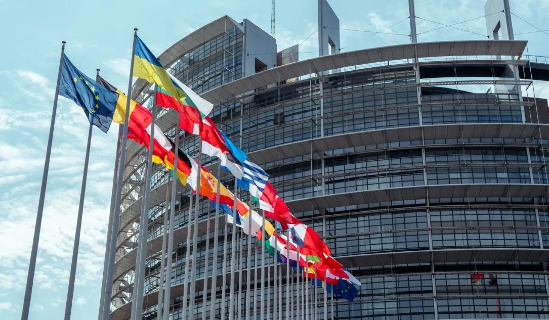 EU parliament bd8c033928 ye5i27