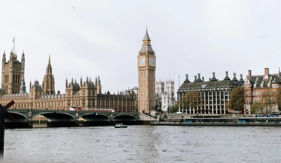 Uk Parliament Ae050D0D4E Uzsefj