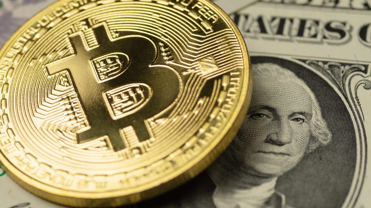 Bitcoin Over Dollar Robertax Alamy 7U6Zmu