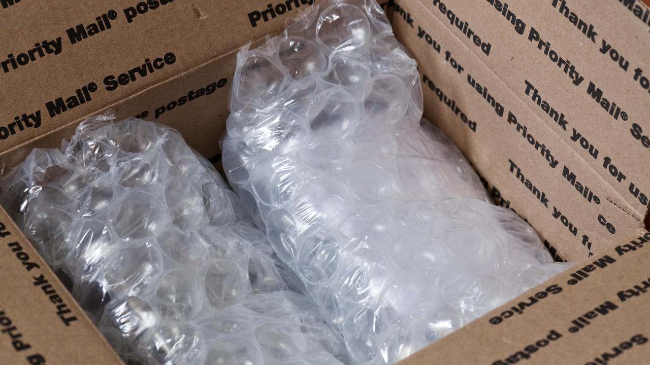 Packing B Christopher Alamy 3Lvspm