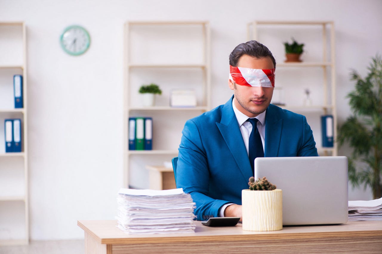 Office Worker Blindfold Elnur Amikishiyev Alamy S1Delk