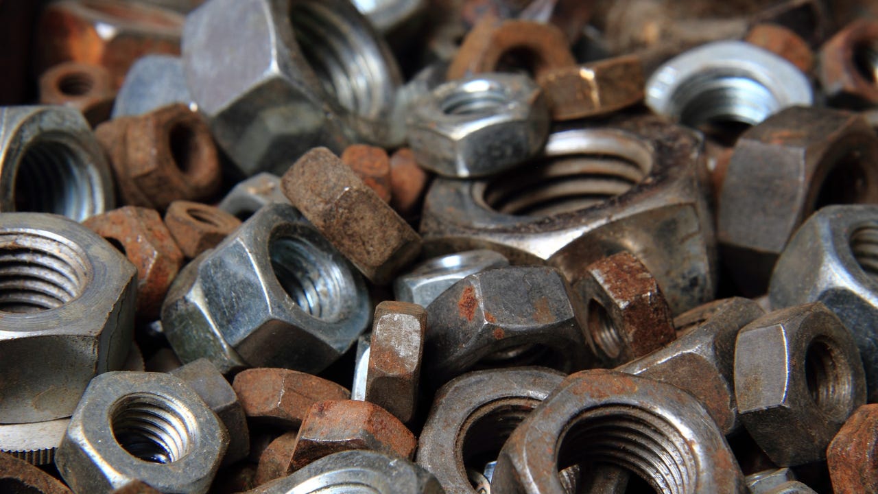 Rust On Nuts And Bolts Jirik V Shutterstock 6Kmmvv