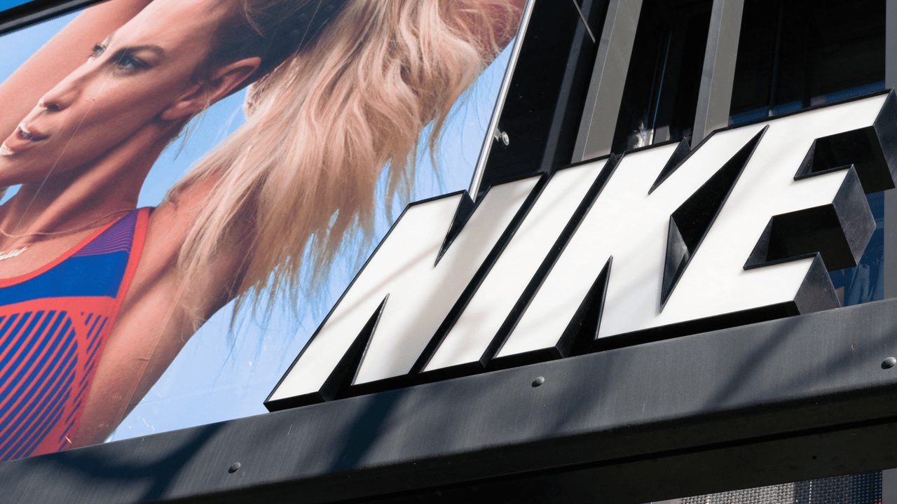 Nike Kenwolter Alamy Ecanm0