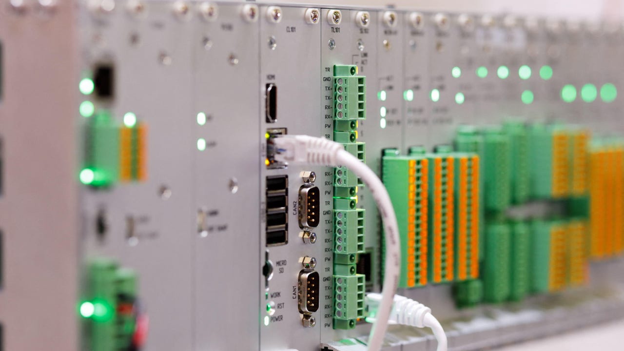 Plc Genkur Alamy V20Uq8