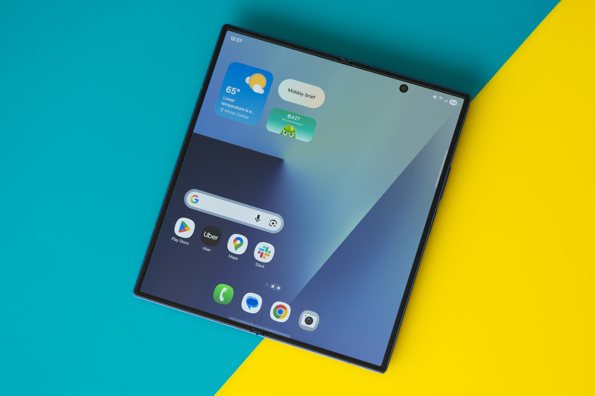 Samsung Can’t Afford To Play It Safe With Apple’s First Foldable Looming