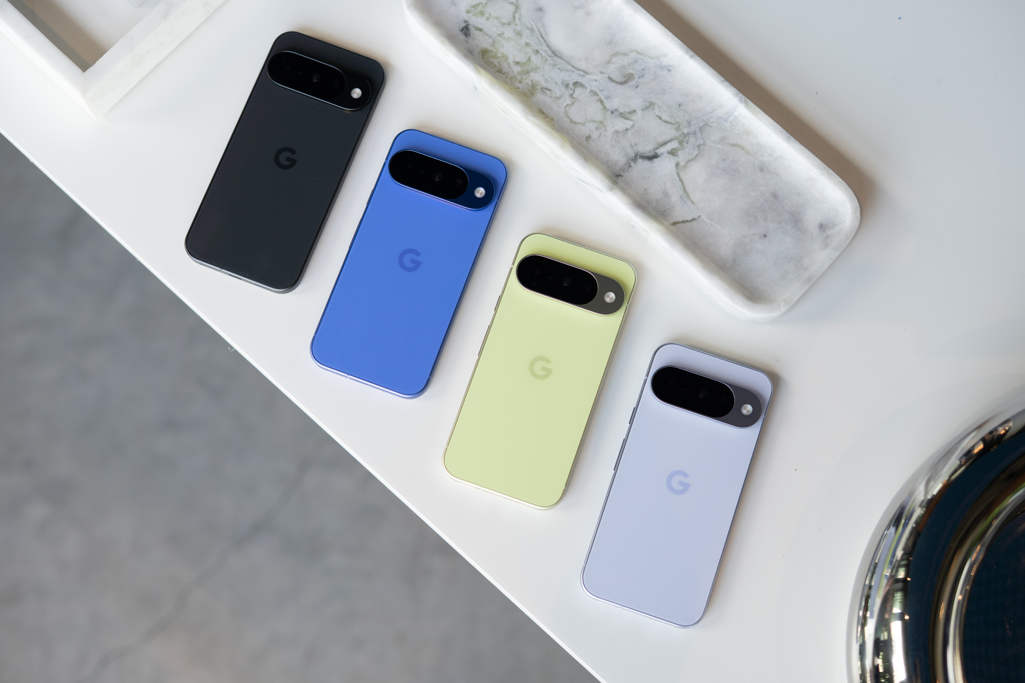 Google Pixel 10 Lineup V8Zyfs