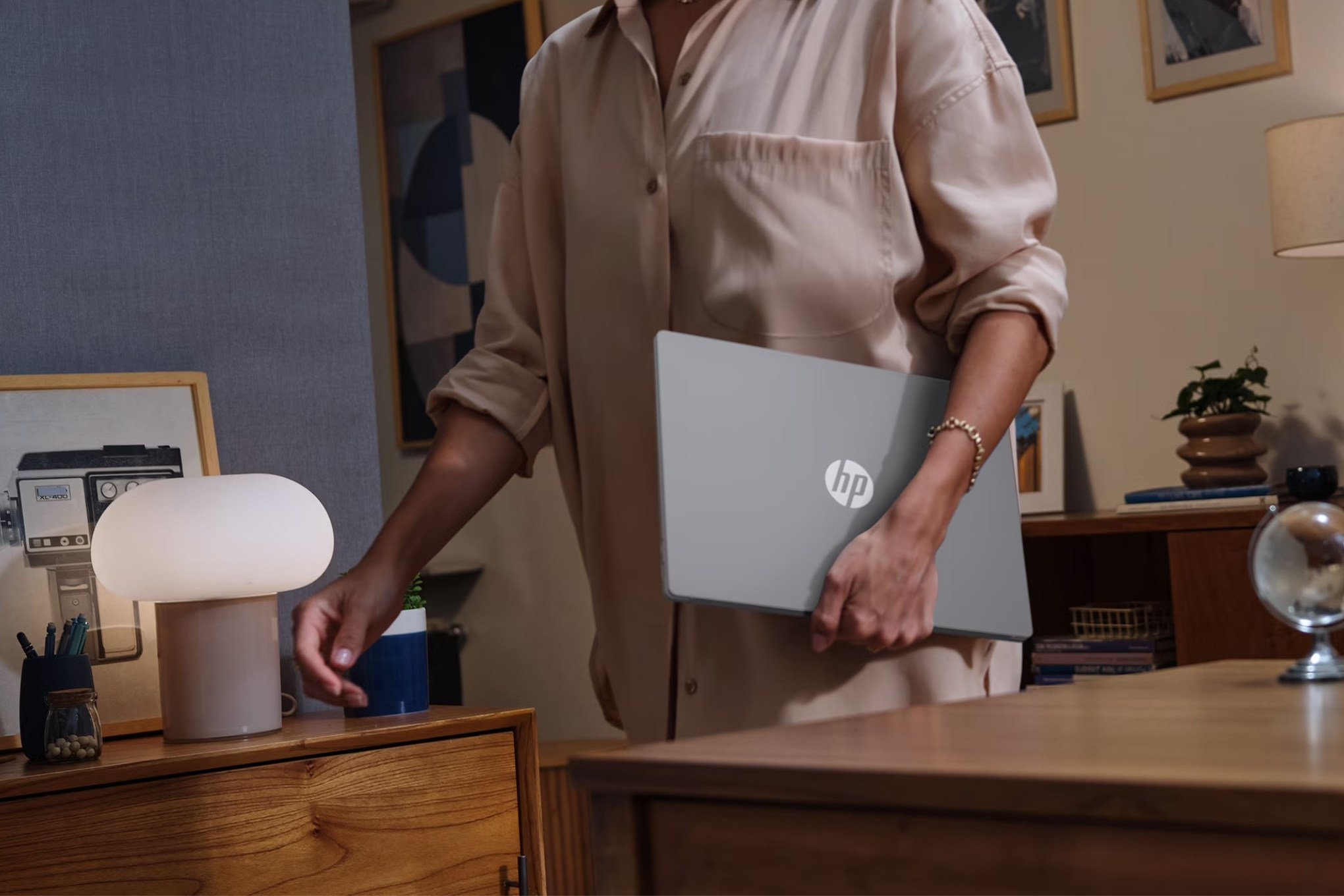 Hp’s Oled-Equipped 2-In-1 Laptop Is A Solid Back-To-School Deal